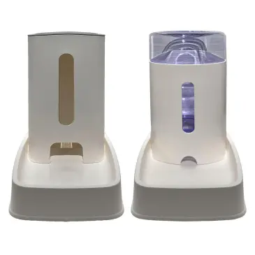 סט כלי אוכל ומים לחופשה